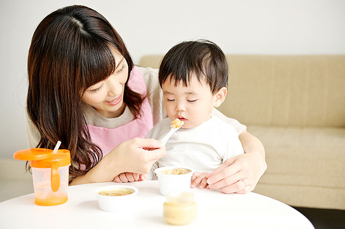 赤ちゃんのために家族全員で口腔ケア